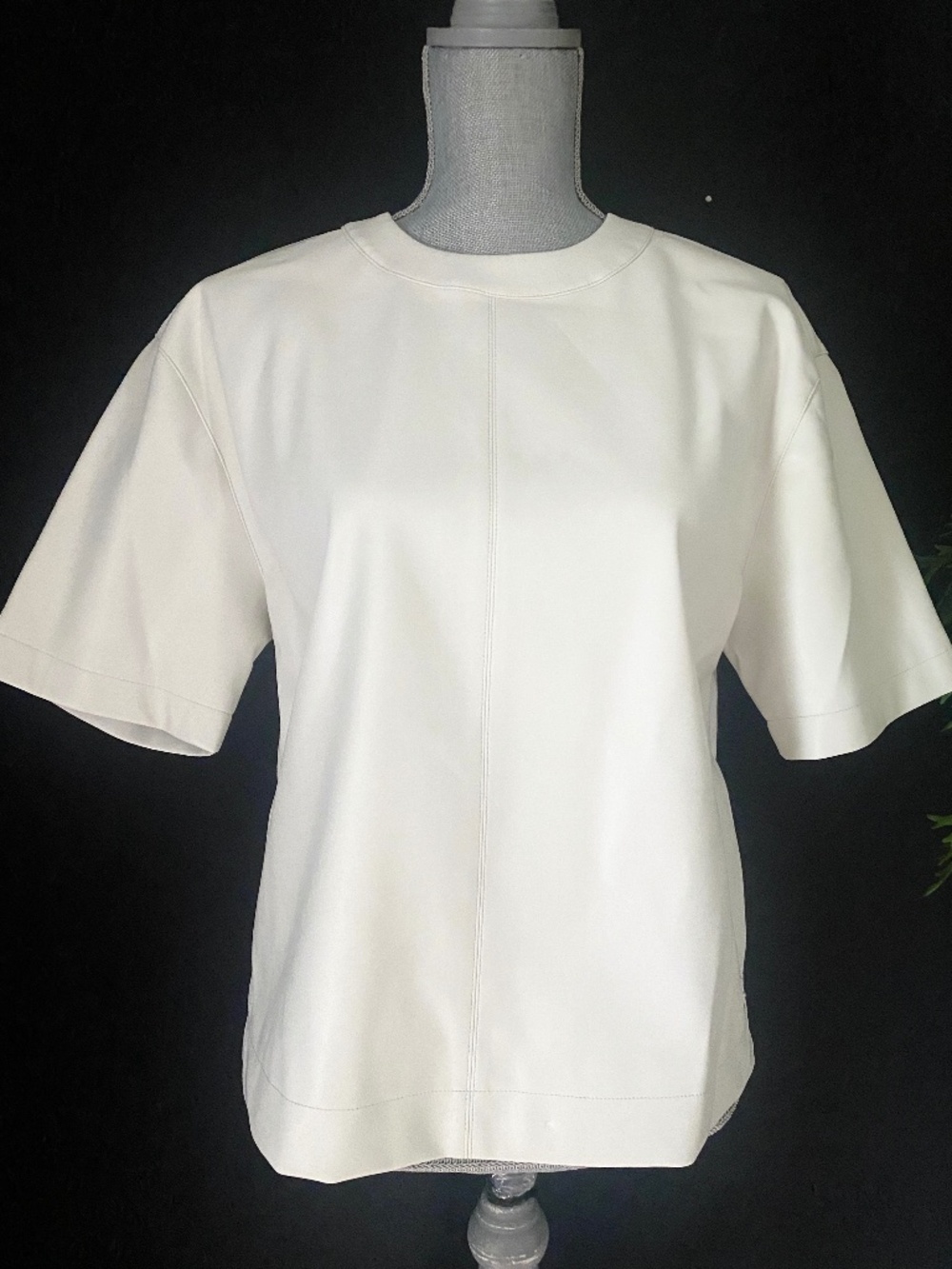 NWT Women's Calvin Klein White Faux Leather Oversized S/S T-Shirt Size Small